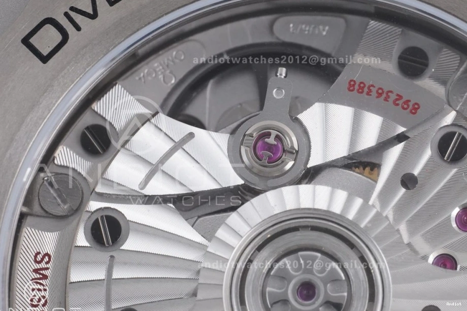 Seamaster on 1:1 VSF Best Mesh Rose Diver Green 300M Edition Dial A8806 Bracelet Gold 1224